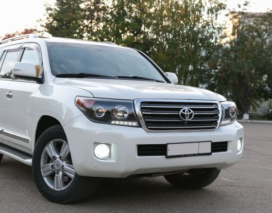 Toyota Land Cruiser 200