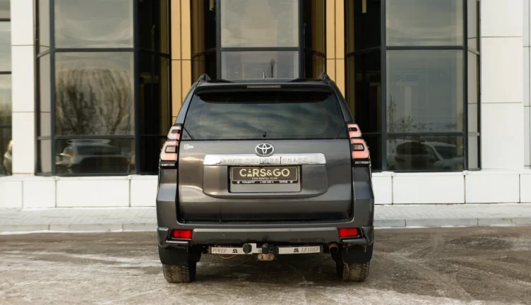 Toyota Land Cruiser 150