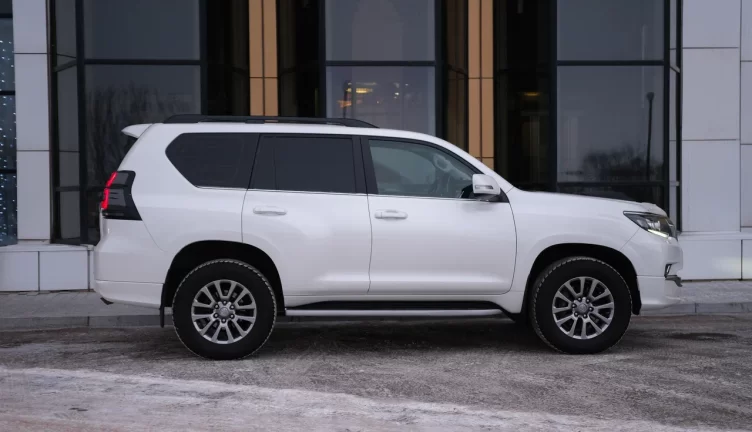 Toyota Land Cruiser 150