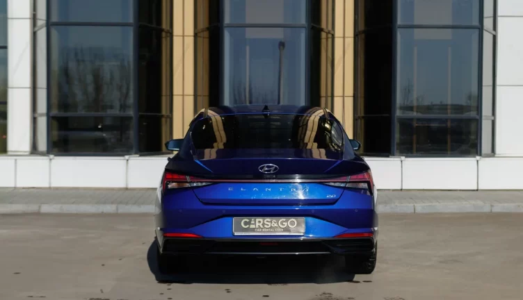 Hyundai Elantra