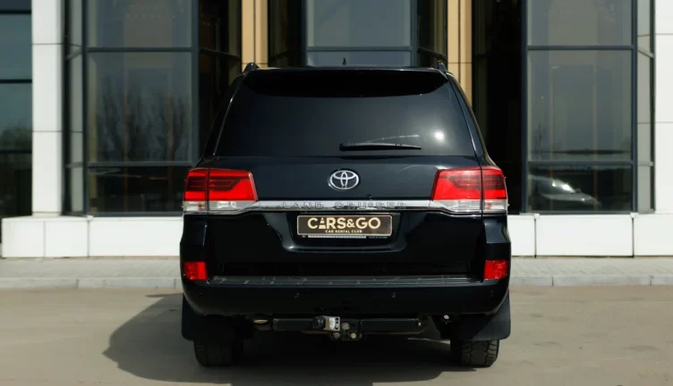 Toyota Land Cruiser 200