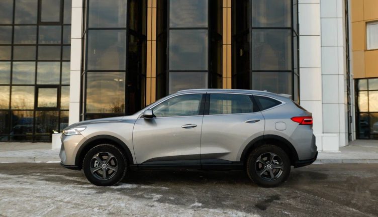 Haval F7